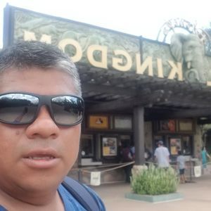 Meet your Posher, Juan